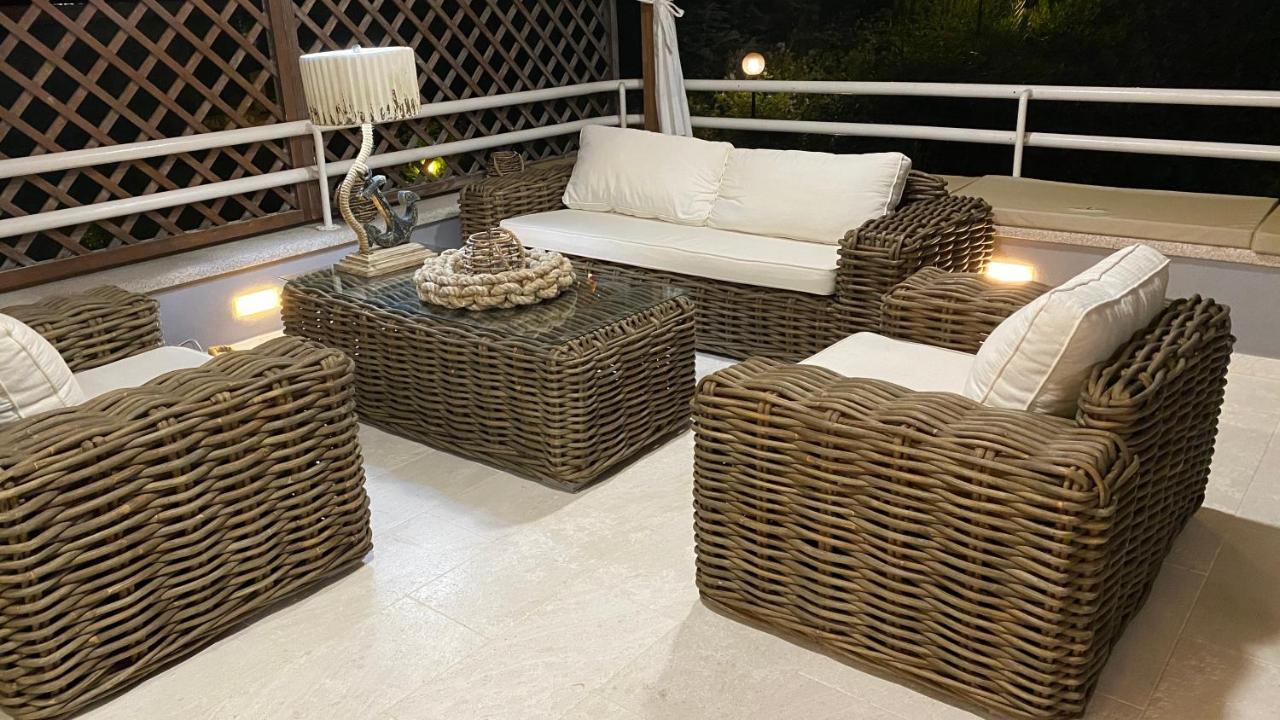 Martin & Nicole'S Home Portisco Exterior foto